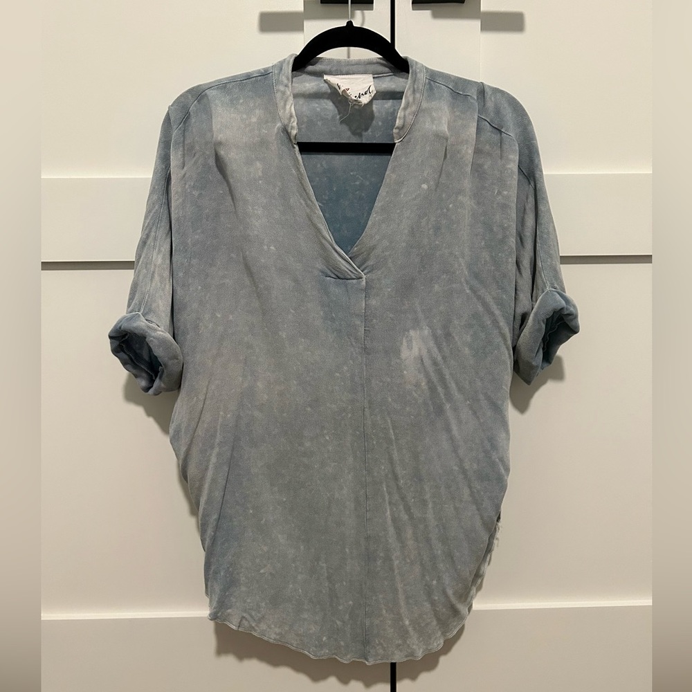 Casual blue t shirt
